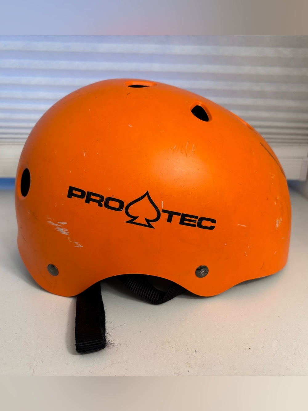PRO TEC Classic Skate Orange Hard Shell Helmet size Medium